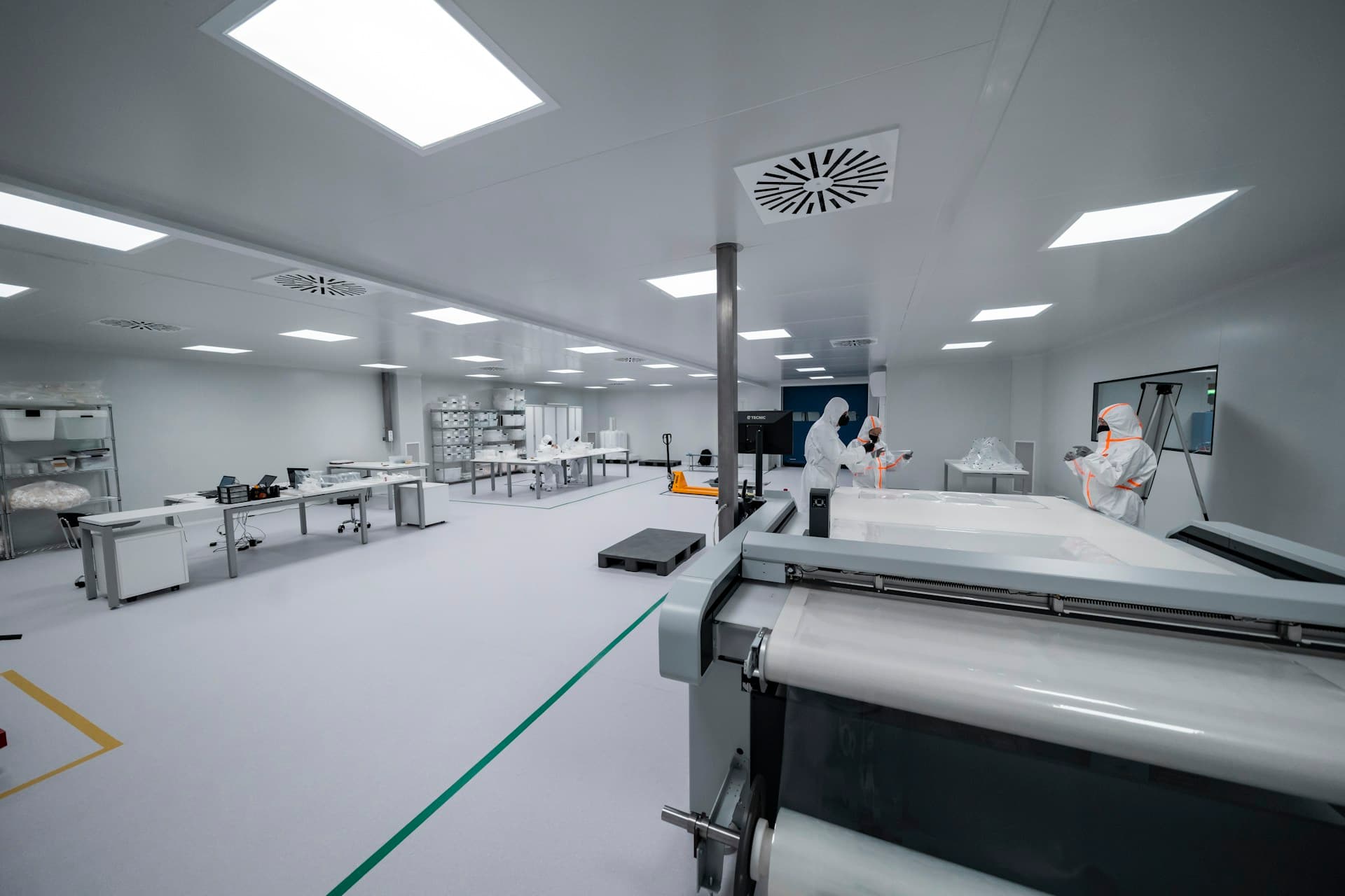 Electronics cleanroom manufacturing floor